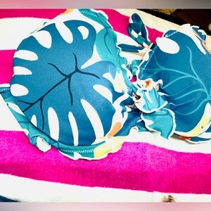 Sun Dazed Tropical Monstera Leaf Underwire Bikini Top 36DD